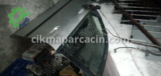Mitsubishi Carisma Sağ Ön Kapı çıkma parça