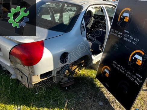 Mazda 2 Sağ Arka Çamurluk çıkma parça