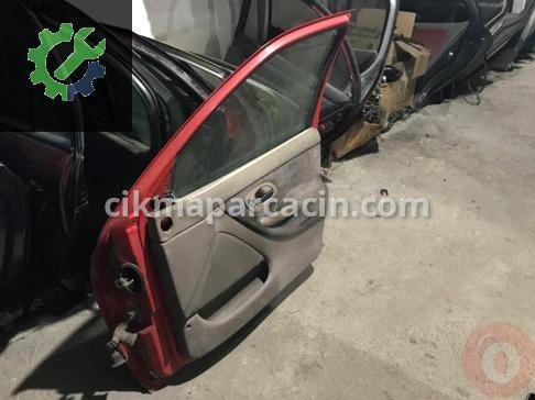 Ford Mondeo Sağ Ön Kapı çıkma parça