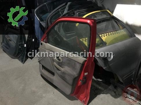Ford Mondeo Sağ Ön Kapı çıkma parça