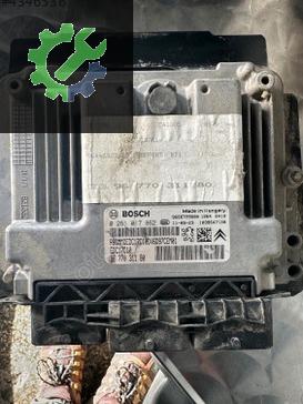 Citroen C4 Motor Beyni çıkma parça