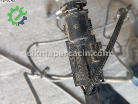 Ford Tourneo Courier Rail Borusu MT76-5249-AE çıkma parça