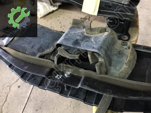 Nissan Navara Hava Kanalı 214974KH0A çıkma parça