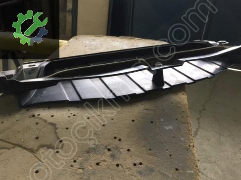 Nissan Navara Hava Kanalı 214974KH0A çıkma parça