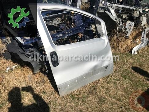 Citroen Nemo Sağ Ön Kapı çıkma parça