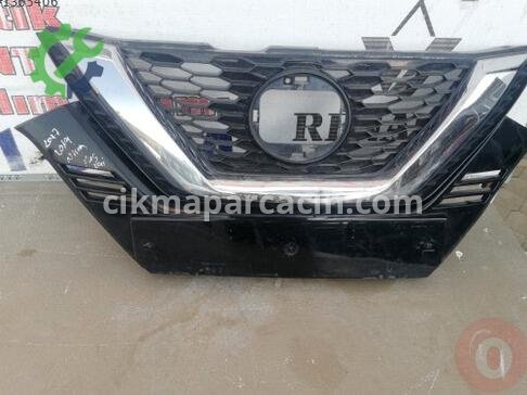 Nissan Qashqai Ön Panjur çıkma parça