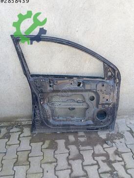 Nissan Qashqai Sol Ön Kapı çıkma parça