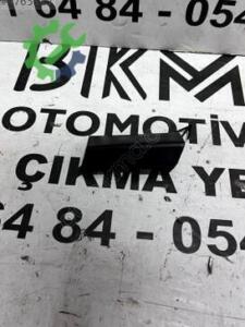 Nissan X-Trail 2004 – 2006 Ön Çeki Demir Kapağı Çıkma