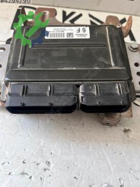 Nissan Almera Motor Beyni çıkma parça