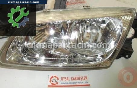Nissan Almera Sol Ön Far çıkma parça