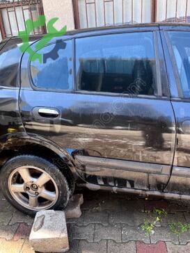 Nissan Almera Kapı çıkma parça