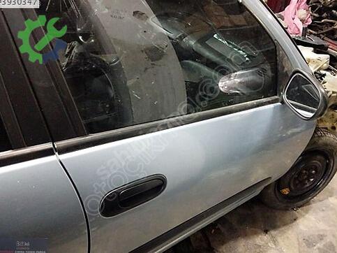 Nissan Almera Kapı çıkma parça