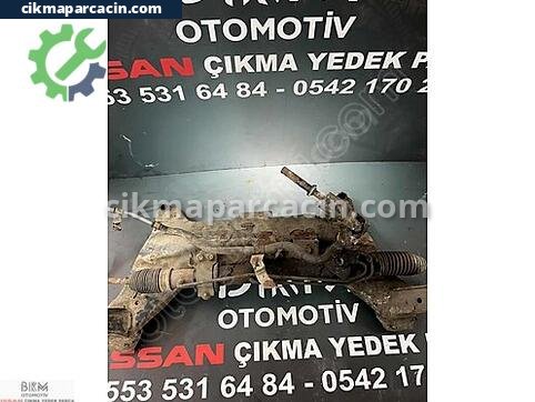 Nissan Almera Travers çıkma parça