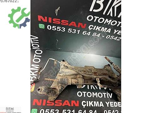 Nissan Almera Travers çıkma parça