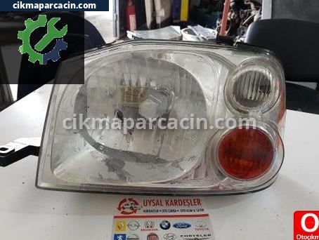 Nissan Navara Sol Ön Far çıkma parça