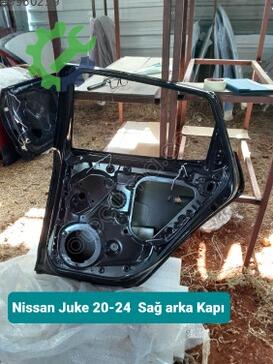 Nissan Juke Sağ Arka Kapı 20-24 çıkma parça