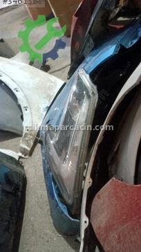 Nissan Juke Sağ Ön Far çıkma parça