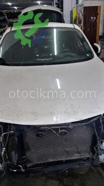 Nissan Juke Çamurluk çıkma parça