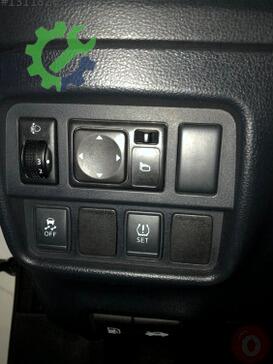 Nissan Juke Cam Açma Kolu çıkma parça