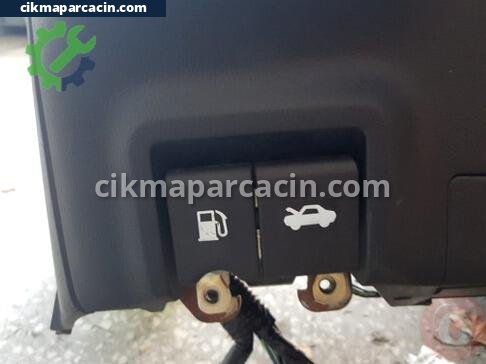 Nissan Juke Kaput Açma Kolu çıkma parça