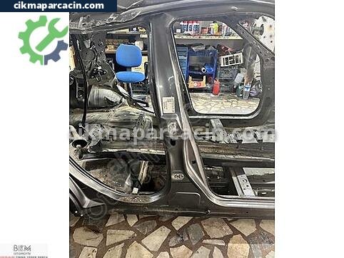 Nissan Juke Marşpiyel Sacı çıkma parça