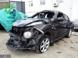 Nissan Juke Ön Cam Izgarası Çıkma