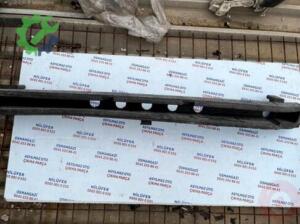 NİSSAN JUKE ÖN TAMPON KÖPÜĞÜ ORJİNAL OEM:620901KA1A
