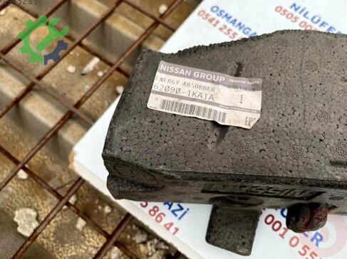 Nissan Juke Tampon Köpüğü 620901KA1A çıkma parça