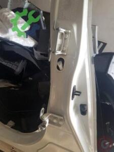Nissan Juke Sağ Arka Kapı Menteşesi Hatasız Orjinal Çıkma