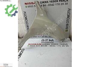 Nissan Juke Sağ Ön Arka Çamurluk Çıkma