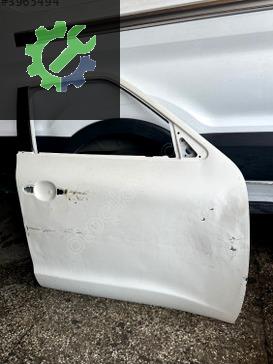 Nissan Juke Sağ Ön Kapı çıkma parça