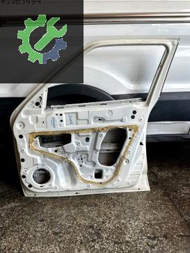 Nissan Juke Sağ Ön Kapı çıkma parça