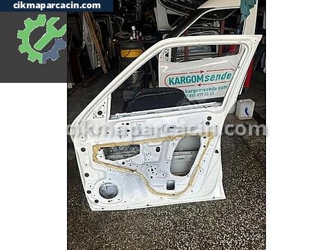 Nissan Juke Sağ Ön Kapı çıkma parça