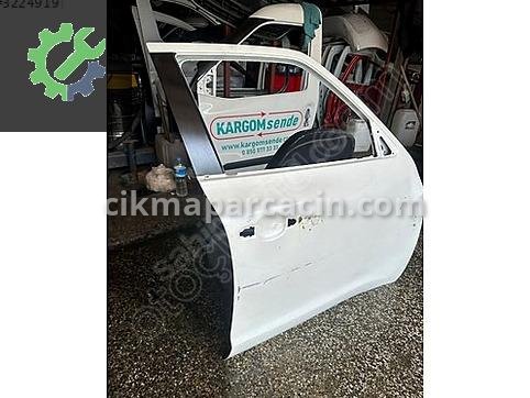 Nissan Juke Sağ Ön Kapı çıkma parça