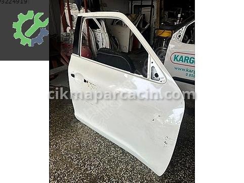 Nissan Juke Sağ Ön Kapı çıkma parça