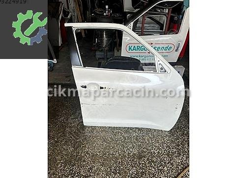 Nissan Juke Sağ Ön Kapı çıkma parça