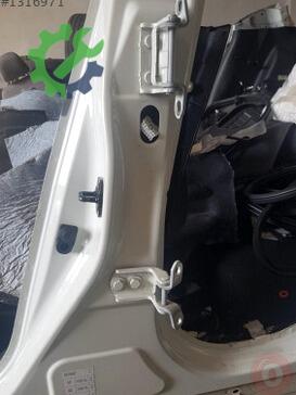 Nissan Juke Sol Arka Kapı Menteşesi çıkma parça