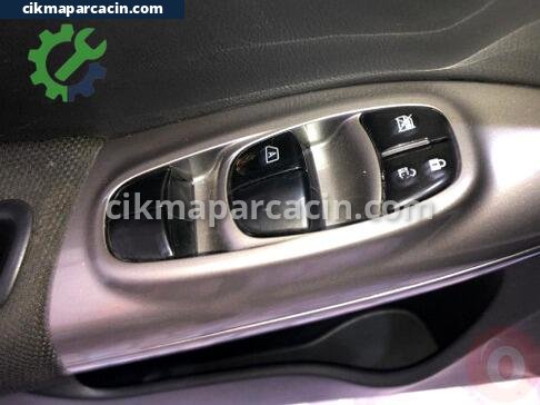 Nissan Juke Cam Düğmesi çıkma parça
