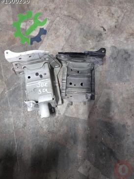 Nissan Juke Tampon Demiri çıkma parça