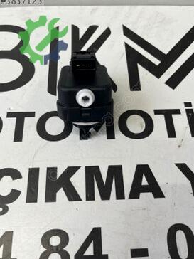Nissan Micra Far Motoru çıkma parça