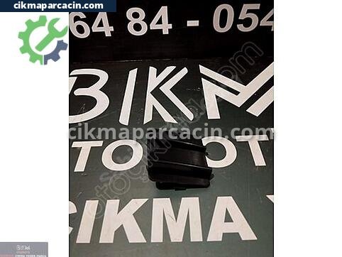 Nissan Micra Çeki Demir Kapağı çıkma parça