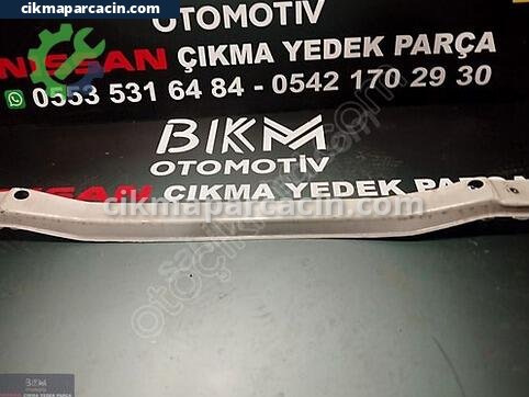 Nissan Micra Tampon Demiri çıkma parça