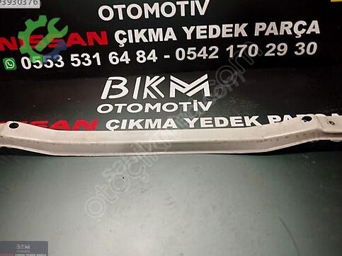 Nissan Micra Tampon Demiri çıkma parça