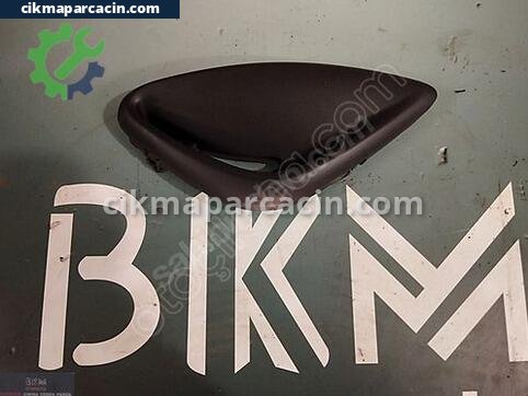 Nissan Micra Sis Farı Çerçevesi çıkma parça