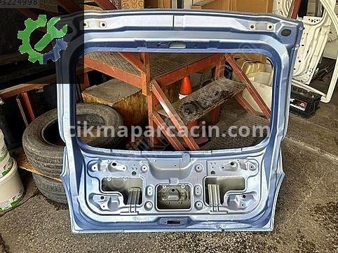 Nissan Micra Bagaj Kapağı çıkma parça