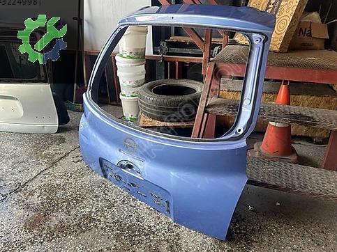 Nissan Micra Bagaj Kapağı çıkma parça