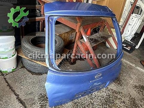 Nissan Micra Bagaj Kapağı çıkma parça