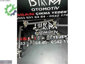 Nissan Micra Orijinal Çıkma Cam Krikosu