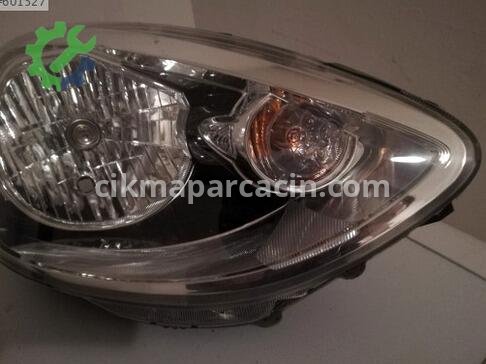 Nissan Micra Sağ Ön Far çıkma parça