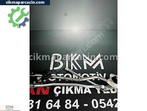 Nissan Micra Silecek Kolu çıkma parça